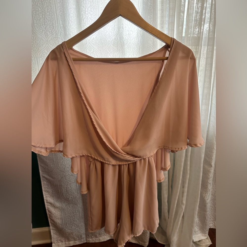 FLOWY PINK ROMPER